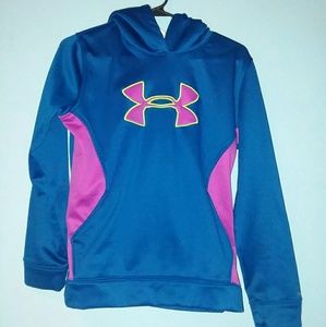 🌻 UNDER ARMOUR HOODIE 🌻 3 FOR $15 🌻